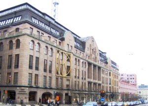 Kläder och mode på varuhuset NK
